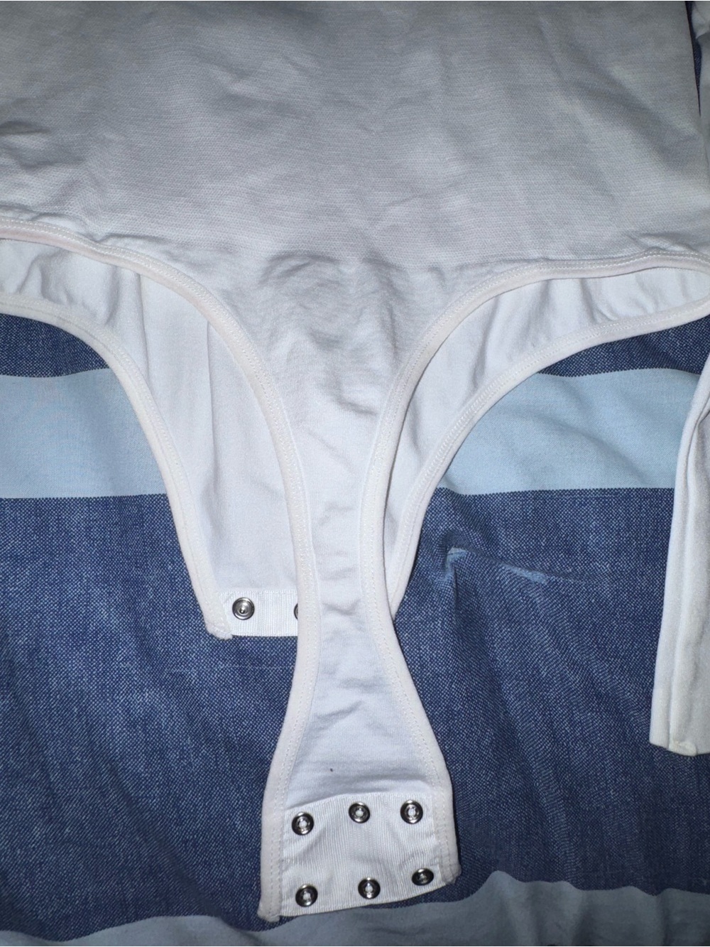 Long Sleeve Snap-Closure Bodysuit in White - Picture 4 of 5